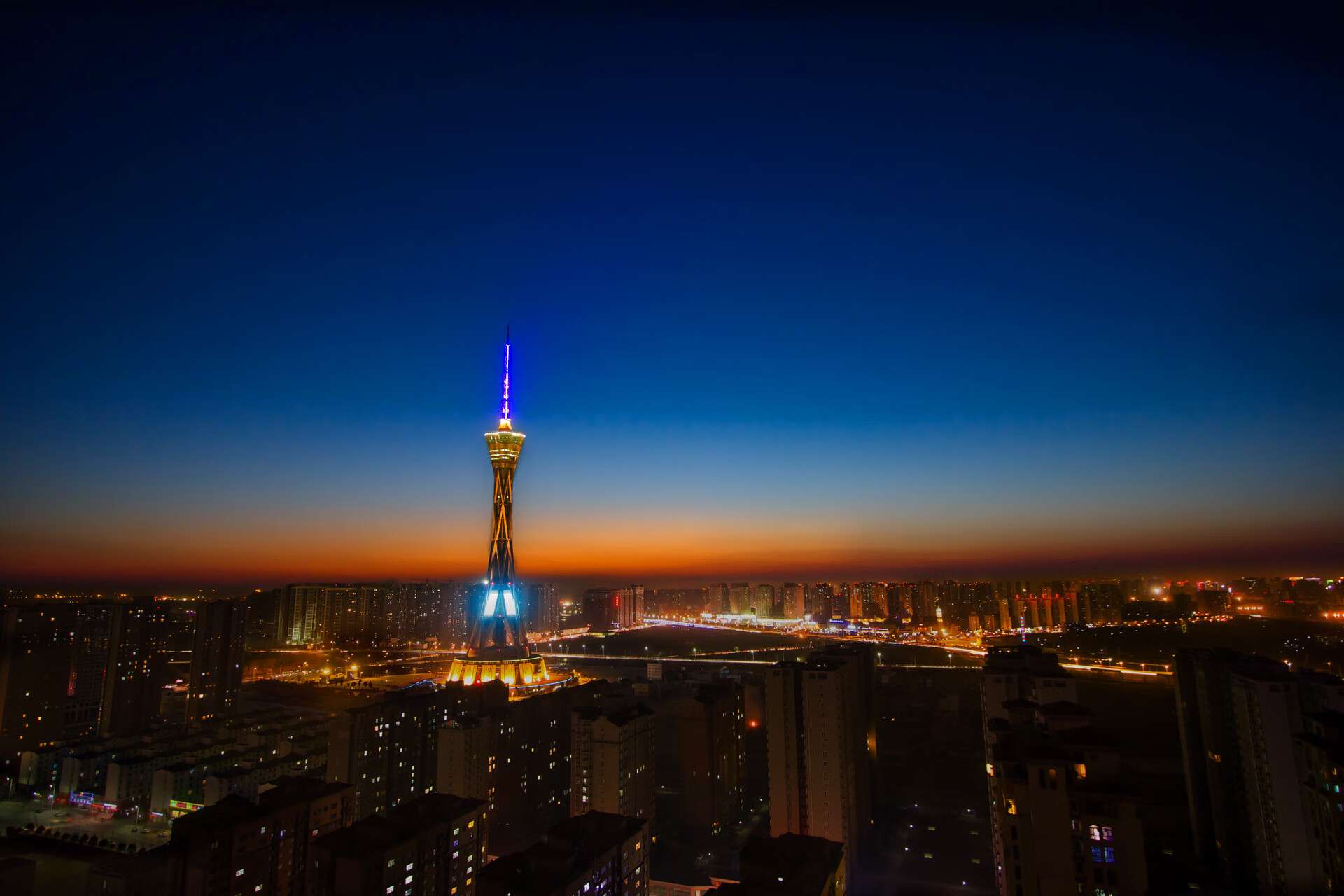 谢菲联防守硬朗,刀锋战士誓保联赛资格,谢菲联主帅