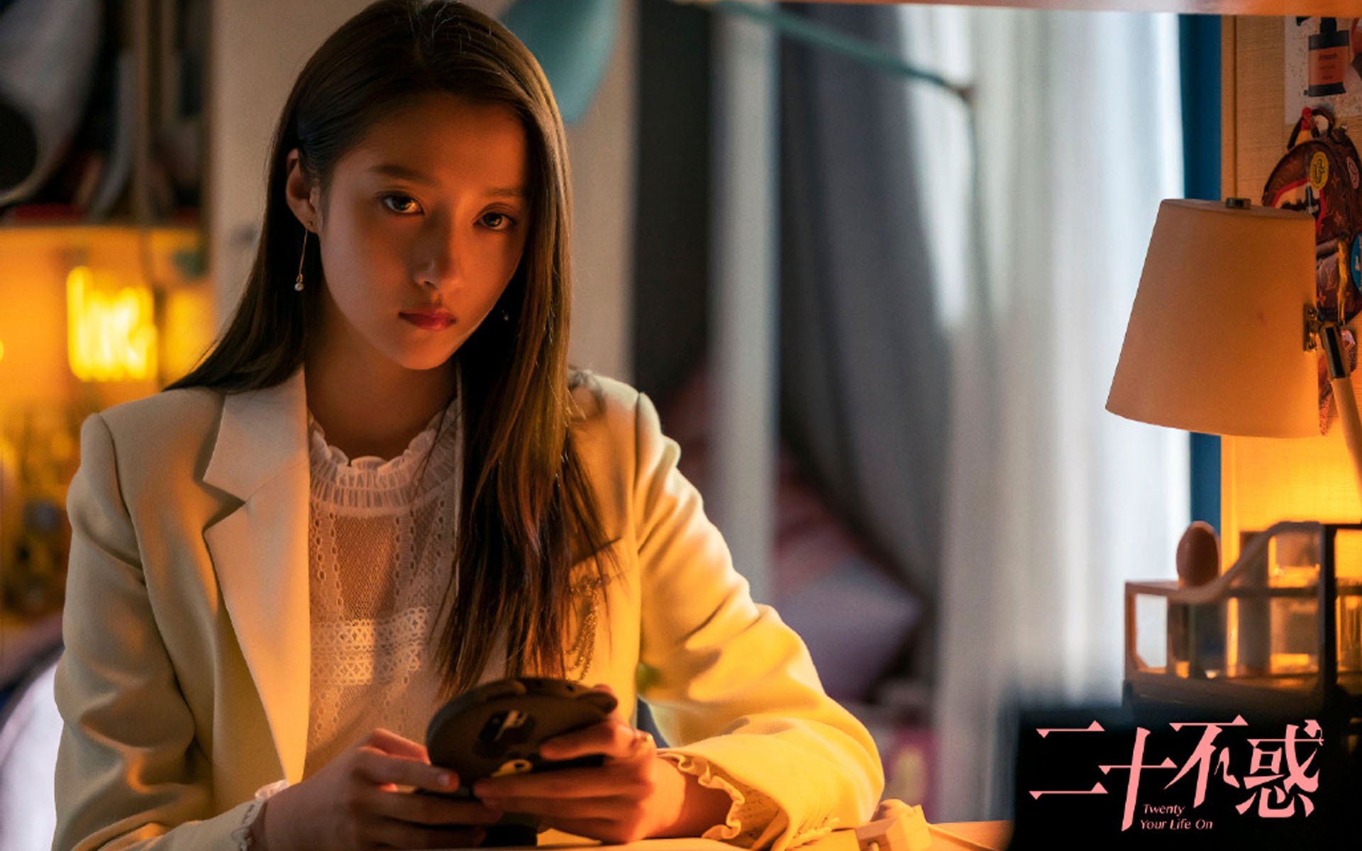 比利时骑手吉尔·托马斯在2024年国际马术联合会障碍赛世界巡回赛中获得个人第六名,表现出色。