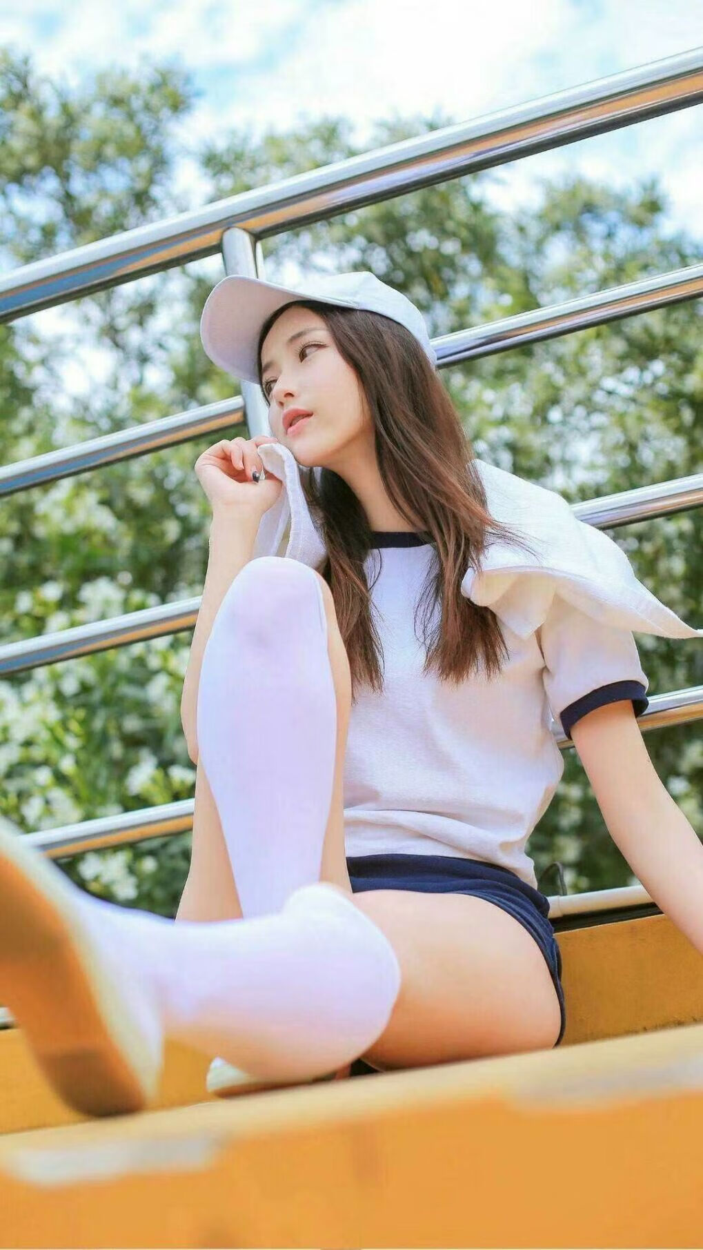 九游网页版入口-足球社会化传播渠道单一缺乏互动，社会化足球场